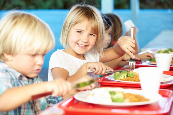 Почему ребенок не ест в детском саду?