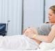 Опасна ли переношенная беременность?